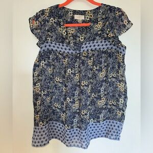 LOFT Navy and Cream Floral B Neck Ruffle Cap Sleeve Top Blouse size M